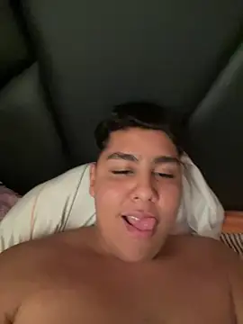 millogang23 online show from June 6, 3:18 pm