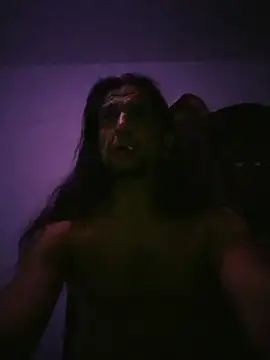 Nightcrawlers online show from June 22, 3:25 am