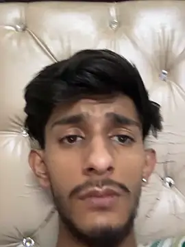 ronnnnn718 online show from June 18, 1:05 pm