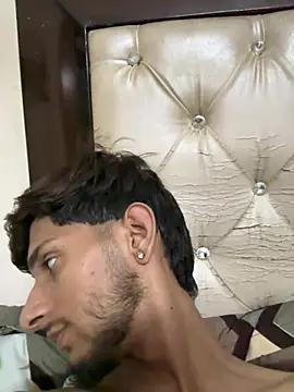 ronnnnn718 online show from July 27, 7:37 am