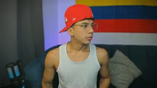 andy cute22 online show from June 13, 1:31 pm