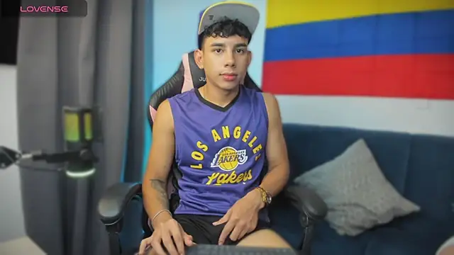 andy cute22 online show from July 3, 3:23 am