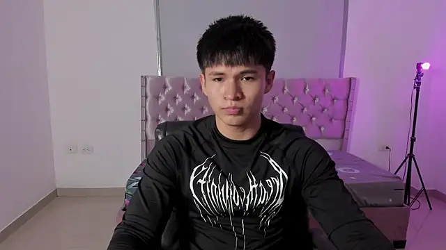 ryo kush  online show from July 10, 12:52 pm