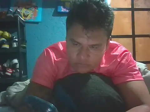 LatinoLeones online show from June 23, 5:12 am