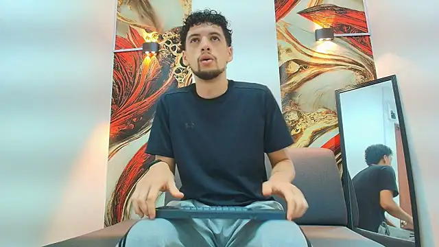 LUCA GREEND online show from July 13, 12:40 pm