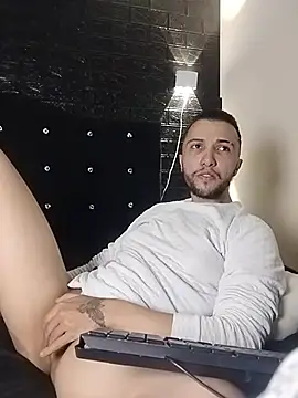 saintgox online show from July 18, 11:32 pm