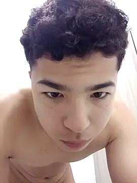 Santy 18v online show from July 20, 6:54 pm