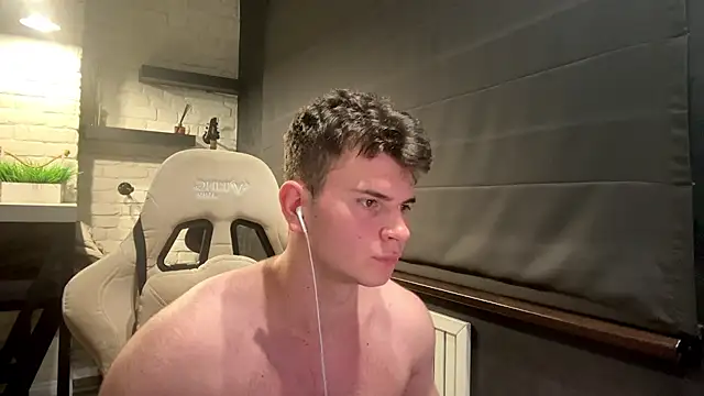 dinovl online show from July 22, 8:56 pm
