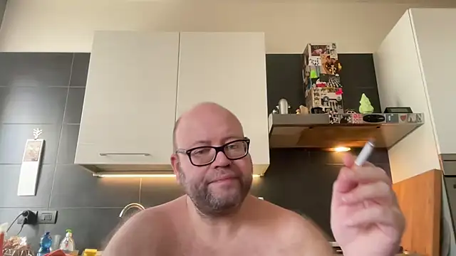 theitalianbear online show from October 31, 8:29 am