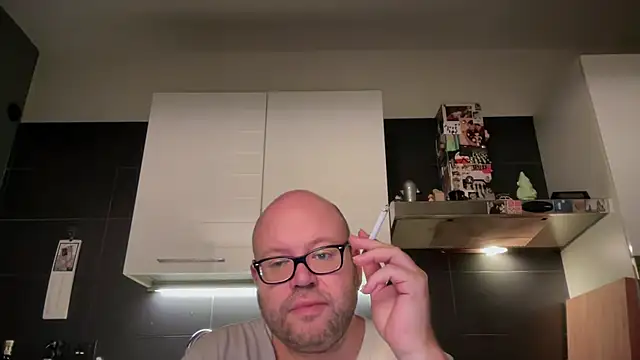 Snapshot of theitalianbear chatting on September 29, 10:27 pm theitalianbear online show from September 29, 10:27 pm