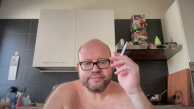 Snapshot of theitalianbear chatting on September 17, 11:00 am theitalianbear online show from September 17, 11:00 am