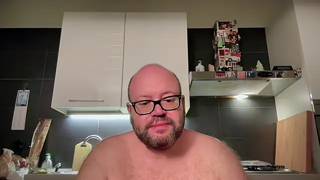 theitalianbear online show from July 15, 2:29 am