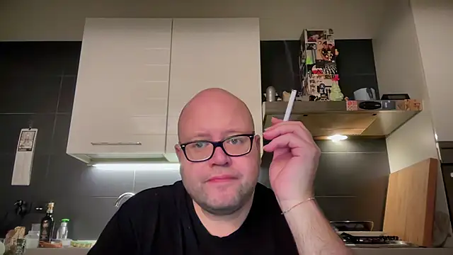 Snapshot of theitalianbear chatting on January 15, 7:34 pm theitalianbear online show from January 15, 7:34 pm