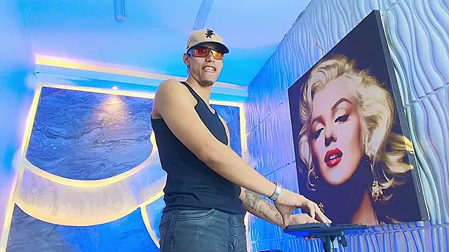 Jordan Beatifull online show from August 5, 9:42 pm