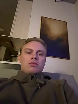 trolledpollo online show from July 30, 5:51 am