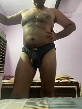 iamxox online show from August 4, 5:39 pm