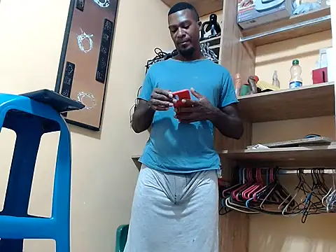 kurtbigcock online show from May 28, 6:28 pm