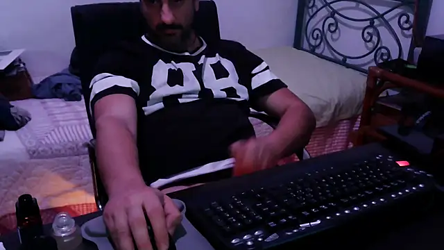 Italian dark desire online show from December 4, 10:50 pm