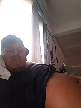 juliopantoja online show from March 17, 3:14 pm