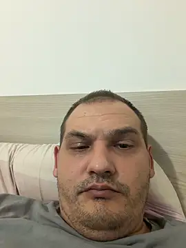 xxxalexxx9 online show from May 16, 9:13 pm