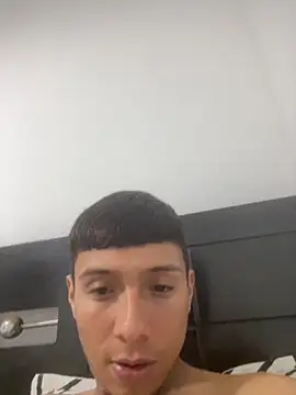 Thiagoo Frost online show from October 28, 3:09 am