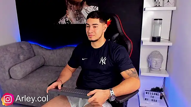 Dimitri Colleman online show from December 13, 5:05 am