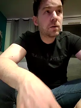 tom sauwer online show from March 3, 11:01 pm