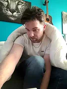 tom sauwer online show from February 21, 11:33 am