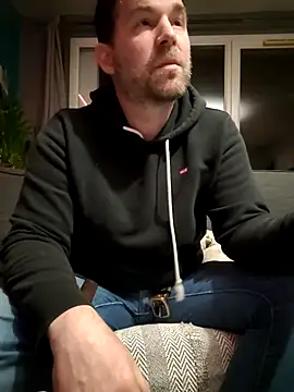 tom sauwer online show from October 16, 11:13 pm