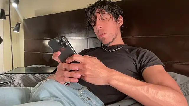 beranco19 online show from February 3, 3:04 am