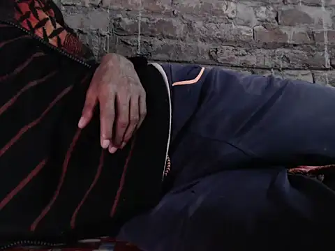 Snapshot of ThethunderPo chatting on December 29, 3:13 pm ThethunderPo online show from December 29, 3:13 pm