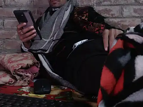 Snapshot of ThethunderPo chatting on January 30, 1:44 am ThethunderPo online show from January 30, 1:44 am