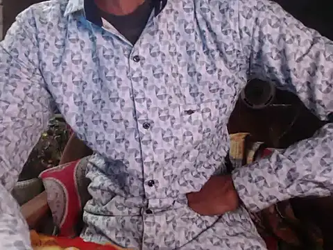 Snapshot of ThethunderPo chatting on February 22, 3:10 pm ThethunderPo online show from February 22, 3:10 pm