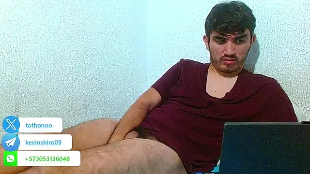 biglatin80 online show from December 19, 4:56 am