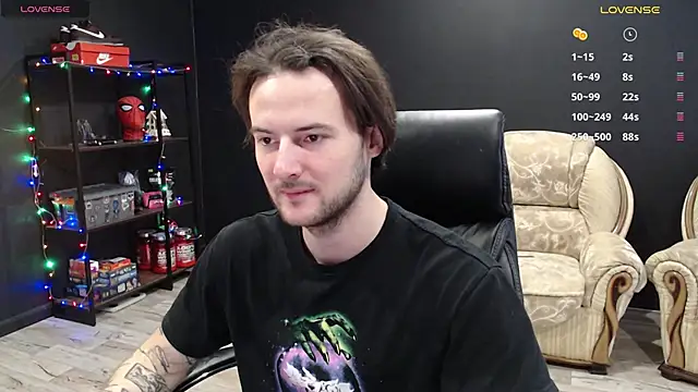 Snapshot of MihasikD chatting on December 14, 10:13 am MihasikD online show from December 14, 10:13 am