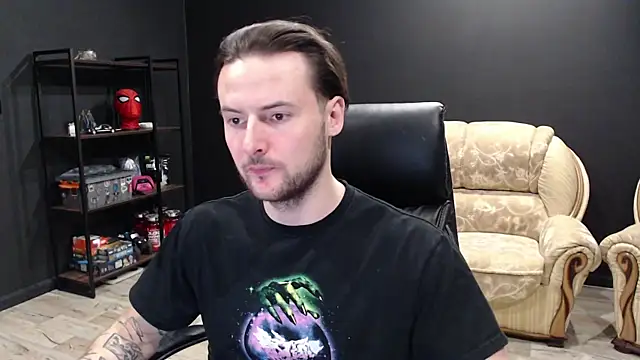 Snapshot of MihasikD chatting on January 27, 1:09 pm MihasikD online show from January 27, 1:09 pm