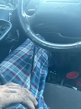 Snapshot of mikeylong chatting on January 2, 1:19 pm mikeylong online show from January 2, 1:19 pm