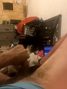 Snapshot of mikeylong chatting on October 22, 12:53 pm mikeylong online show from October 22, 12:53 pm