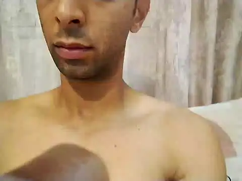 thetunisensexyguy online show from October 31, 3:37 pm