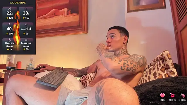 Snapshot of ImDominike chatting on March 21, 12:17 pm ImDominike online show from March 21, 12:17 pm