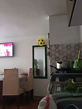Nano198301 online show from July 14, 5:52 pm