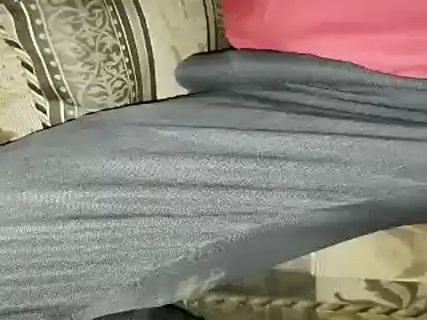 Snapshot of robertocastillo-2017 chatting on January 20, 7:47 am robertocastillo-2017 online show from January 20, 7:47 am