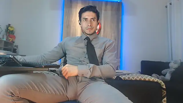 Snapshot of Andrew_4_ chatting on September 9, 5:29 am Andrew 4  online show from September 9, 5:29 am
