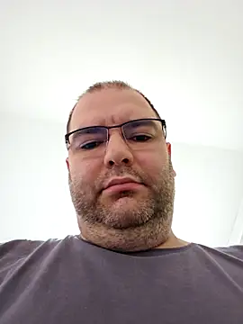 Andrew1900529 online show from March 10, 9:45 am