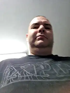 Andrew1900529 online show from February 25, 5:52 am