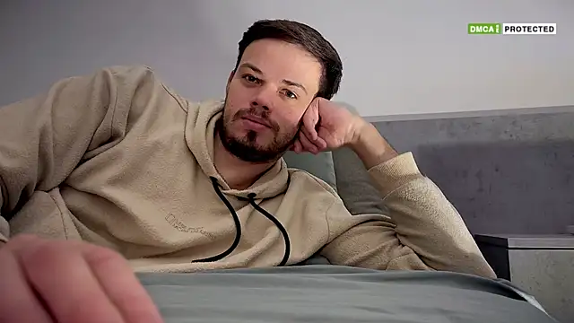 Snapshot of jerked_letto chatting on December 6, 3:44 pm jerked letto online show from December 6, 3:44 pm