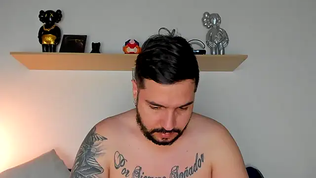 camilo restrepo21 online show from January 5, 2:49 am