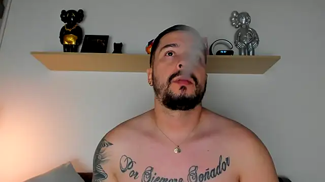 camilo restrepo21 online show from January 17, 12:10 am