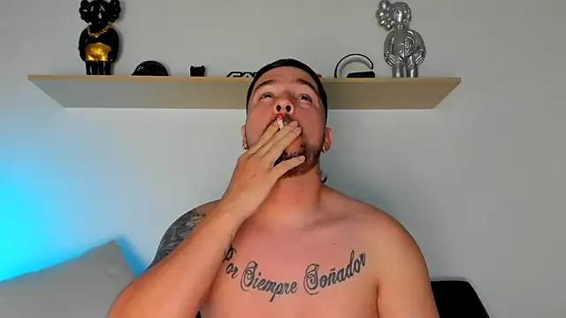 camilo restrepo21 online show from December 10, 12:13 am