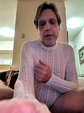 Snapshot of Smallpeniss69 chatting on October 26, 8:16 am Smallpeniss69 online show from October 26, 8:16 am